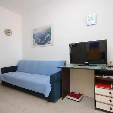 Apartment By The Sea Mali Losinj